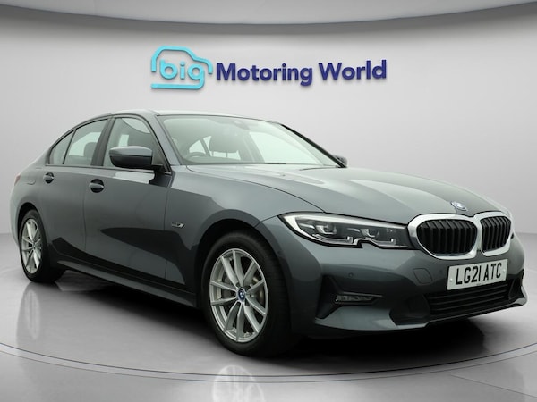 Used BMW 3 Series 2021 for sale - 76284130: Photo 1