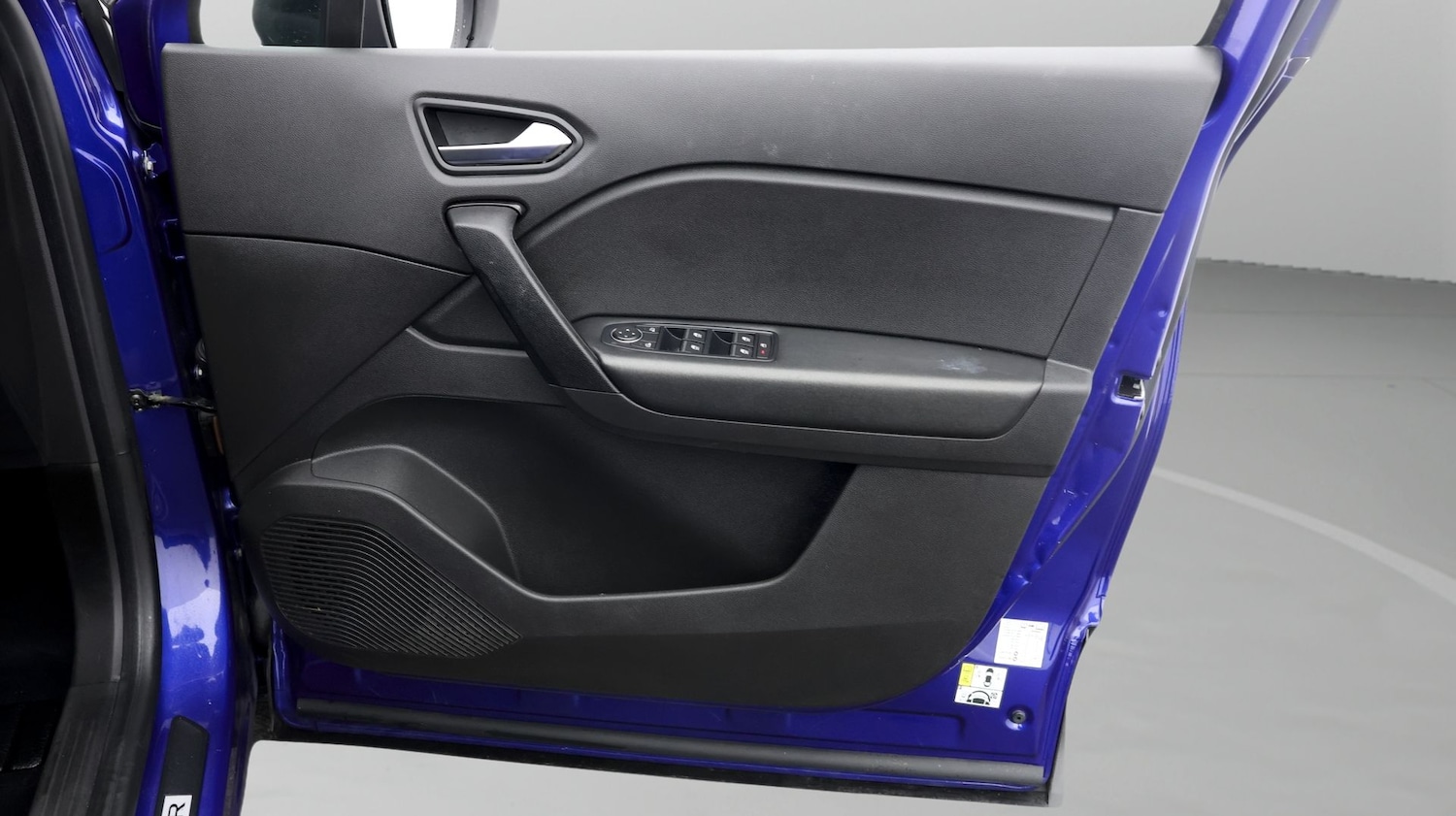 Used Renault Captur 2022 for sale - 77463335: Photo 15