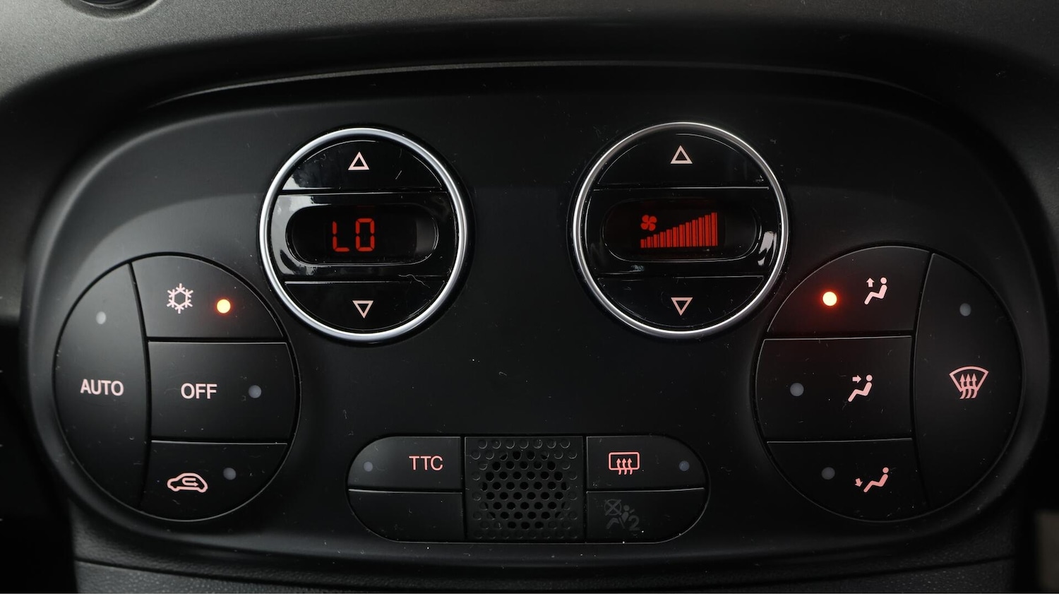 Used Abarth 595 2022 for sale - 76549938: Photo 13