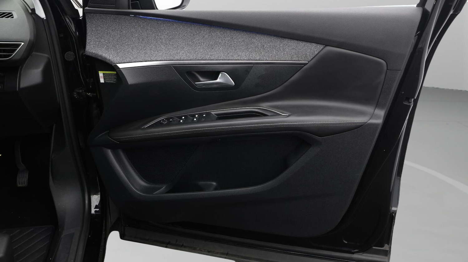 Used Peugeot 3008 2018 for sale - 76613295: Photo 16