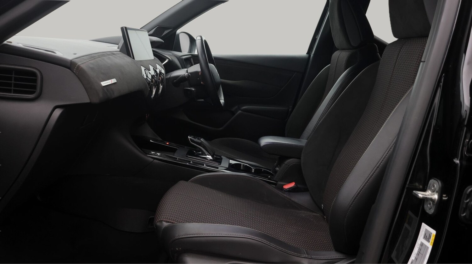 Used DS Automobiles DS 3 Crossback for sale - 77370477: Photo 14