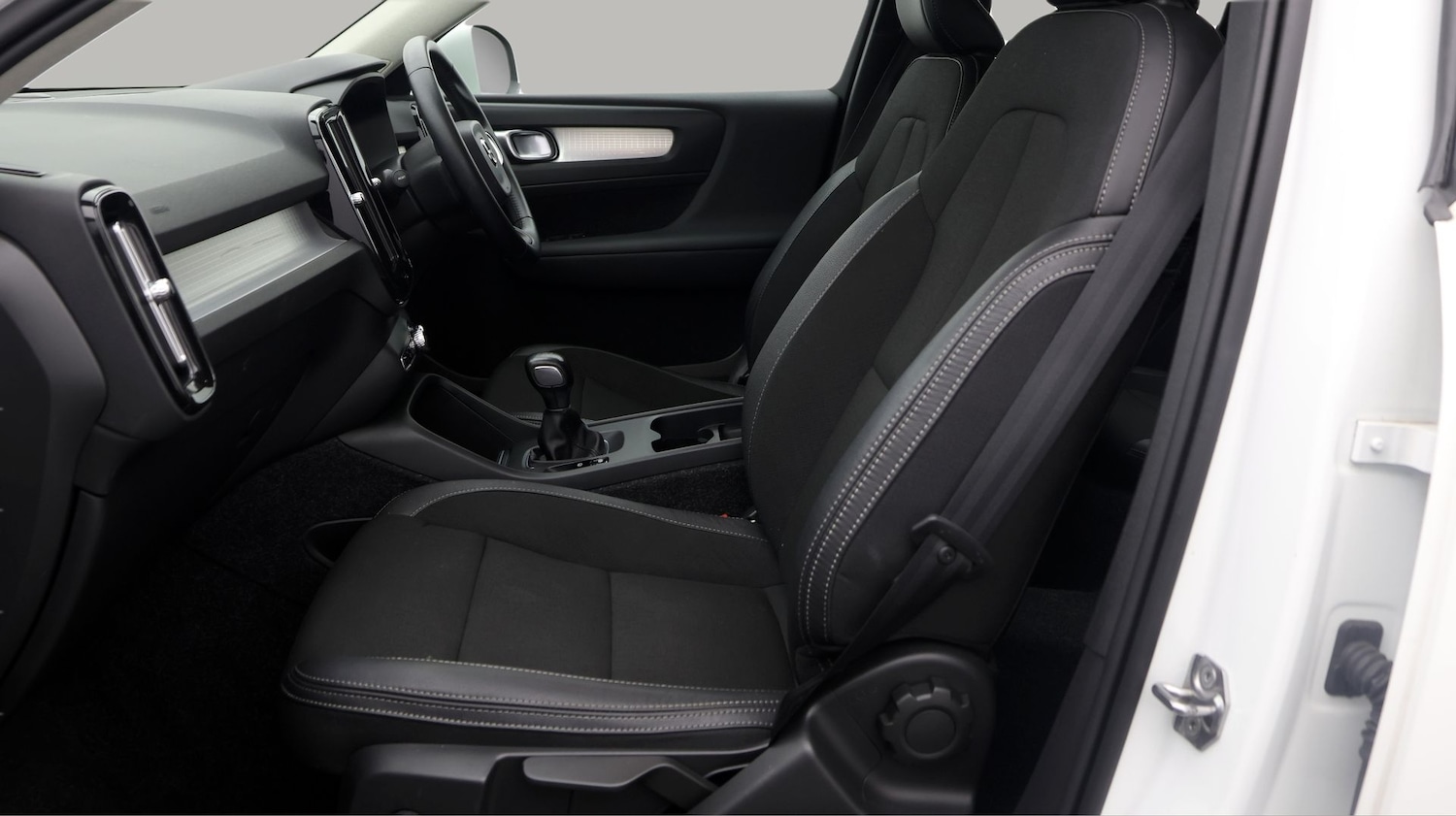 Used Volvo XC40 for sale - 77294760: Photo 14