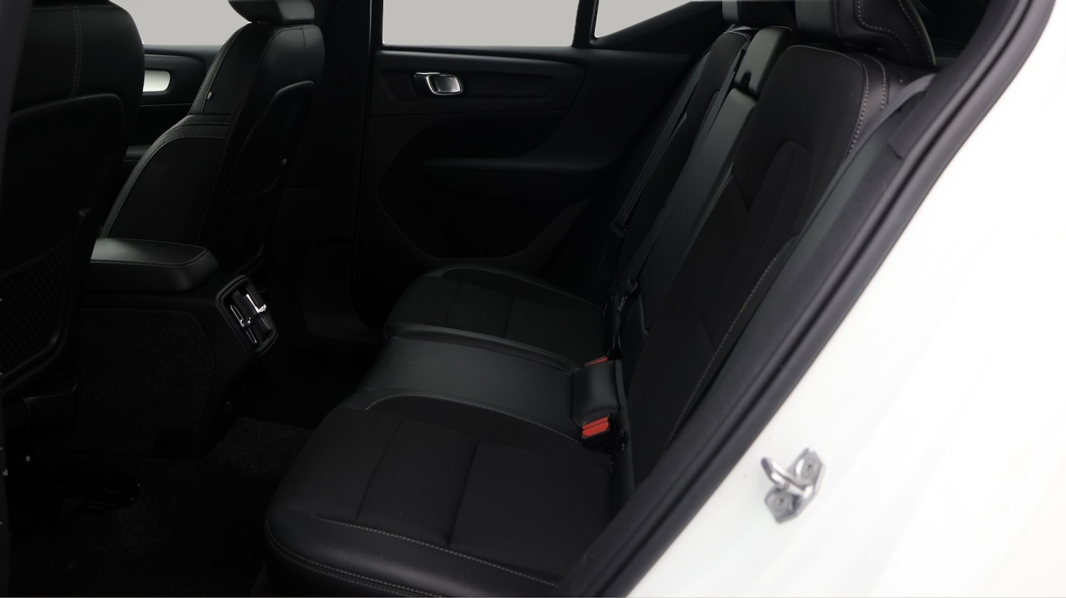 Used Volvo XC40 for sale - 77294760: Photo 16