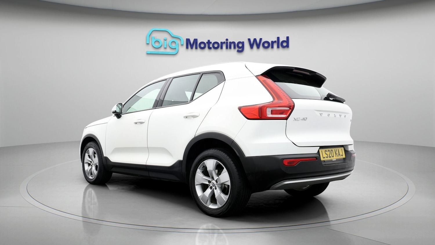 Used Volvo XC40 for sale - 77294760: Photo 5