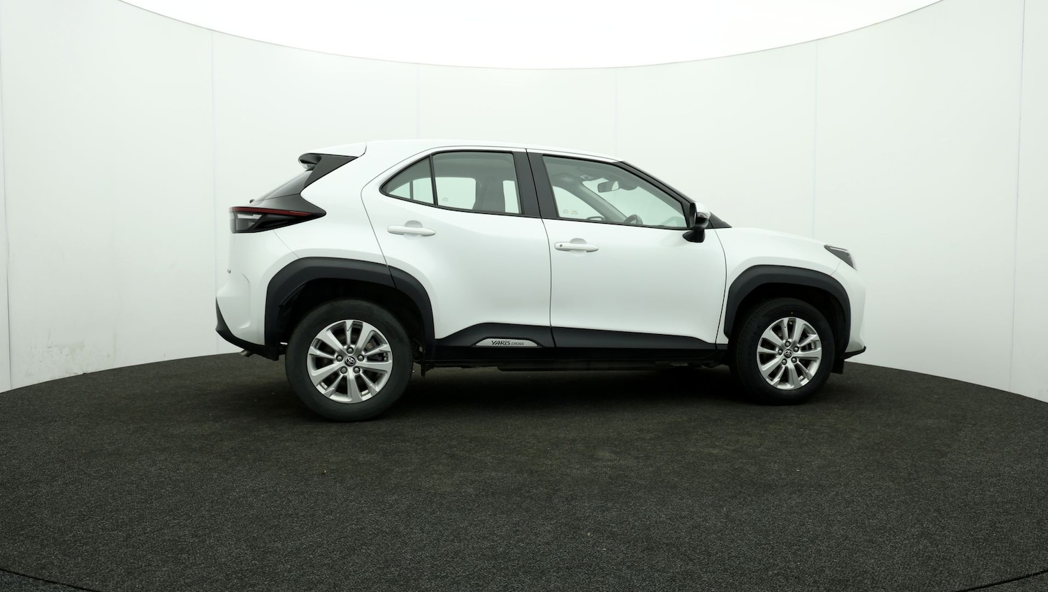 Used Toyota Yaris Cross 2023 for sale - 76811358: Photo 34