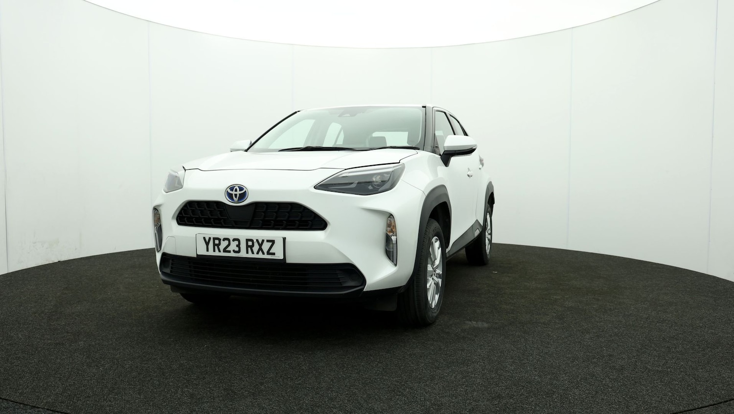 Used Toyota Yaris Cross 2023 for sale - 76811358: Photo 54