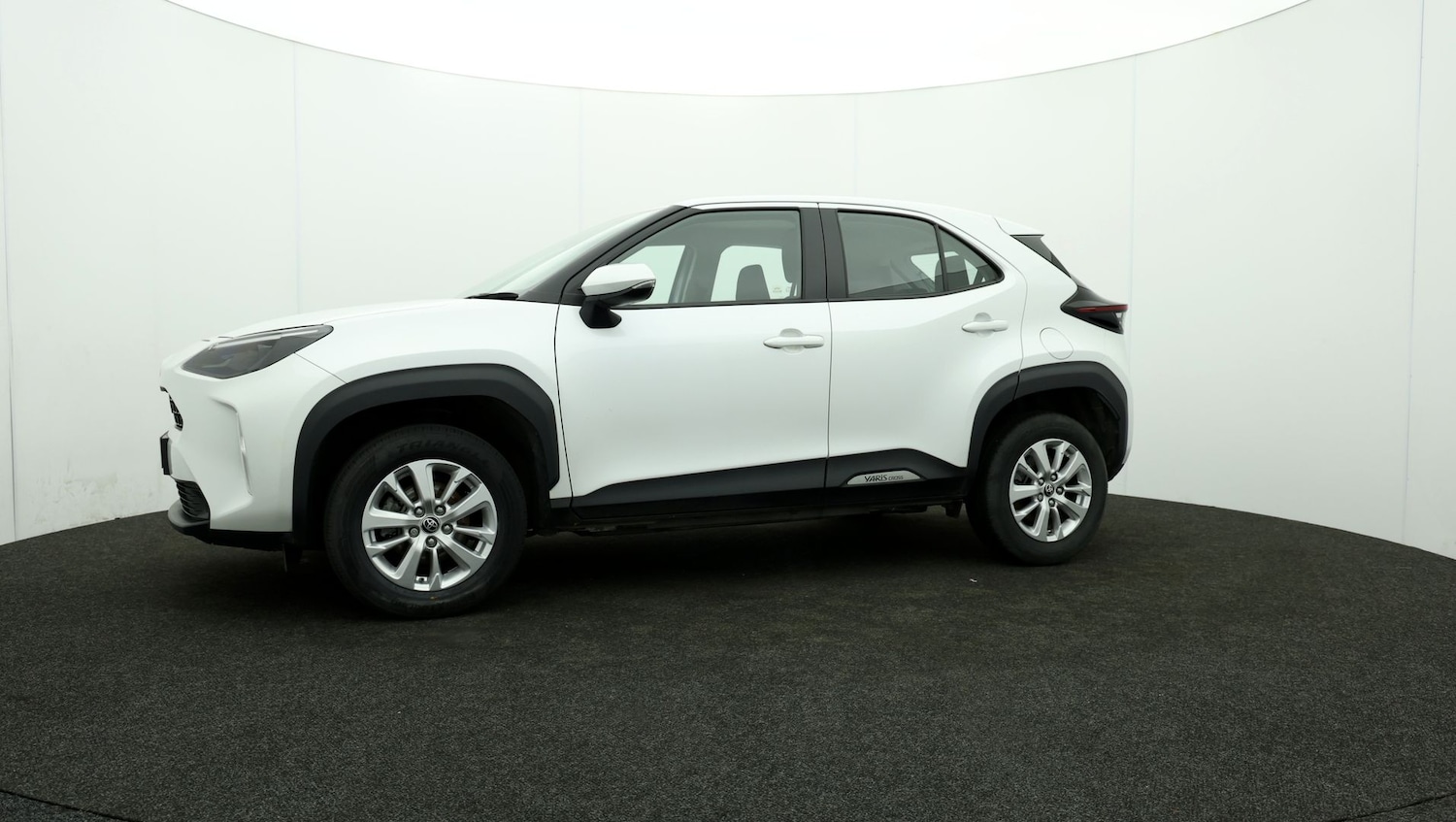 Used Toyota Yaris Cross 2023 for sale - 76811358: Photo 62