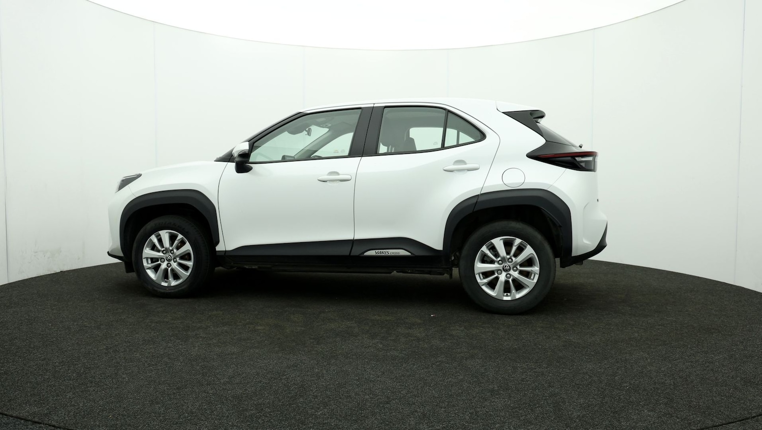 Used Toyota Yaris Cross 2023 for sale - 76811358: Photo 67