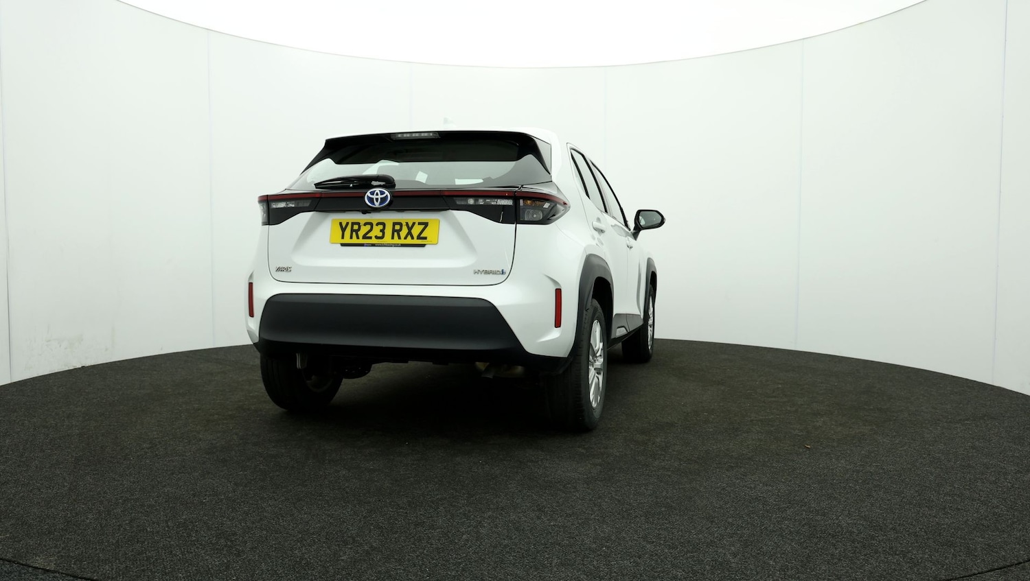 Used Toyota Yaris Cross 2023 for sale - 76811358: Photo 76