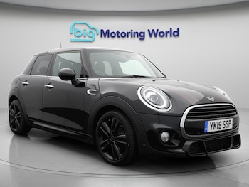 (19) - 1.5 Cooper Sport Hatchback 5dr Petrol Steptronic Euro 6 (s/s) (136 ps)