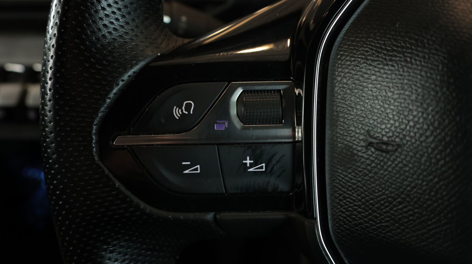 Used Peugeot 3008 for sale - 77676504: Photo 25