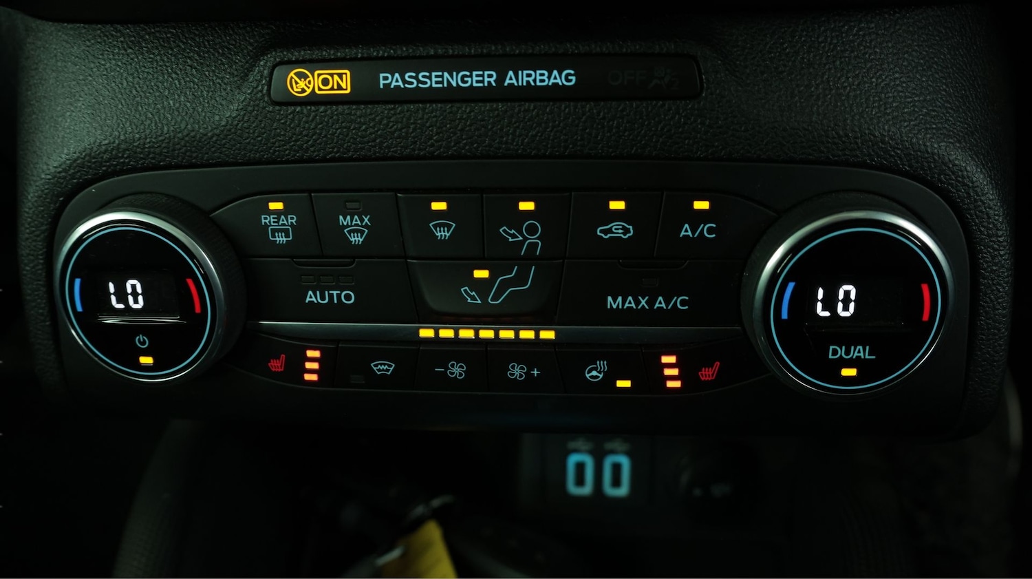 Used Ford Focus 2021 for sale - 77694535: Photo 12