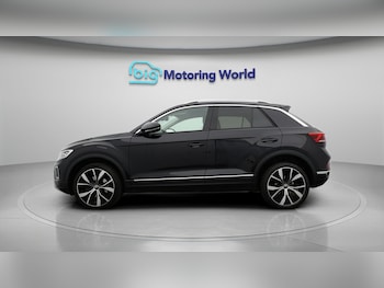 Used Volkswagen T-Roc 2023 for sale - 78526982: Photo
