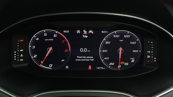 Used SEAT Arona 2024 for sale - 75563978: Photo 11
