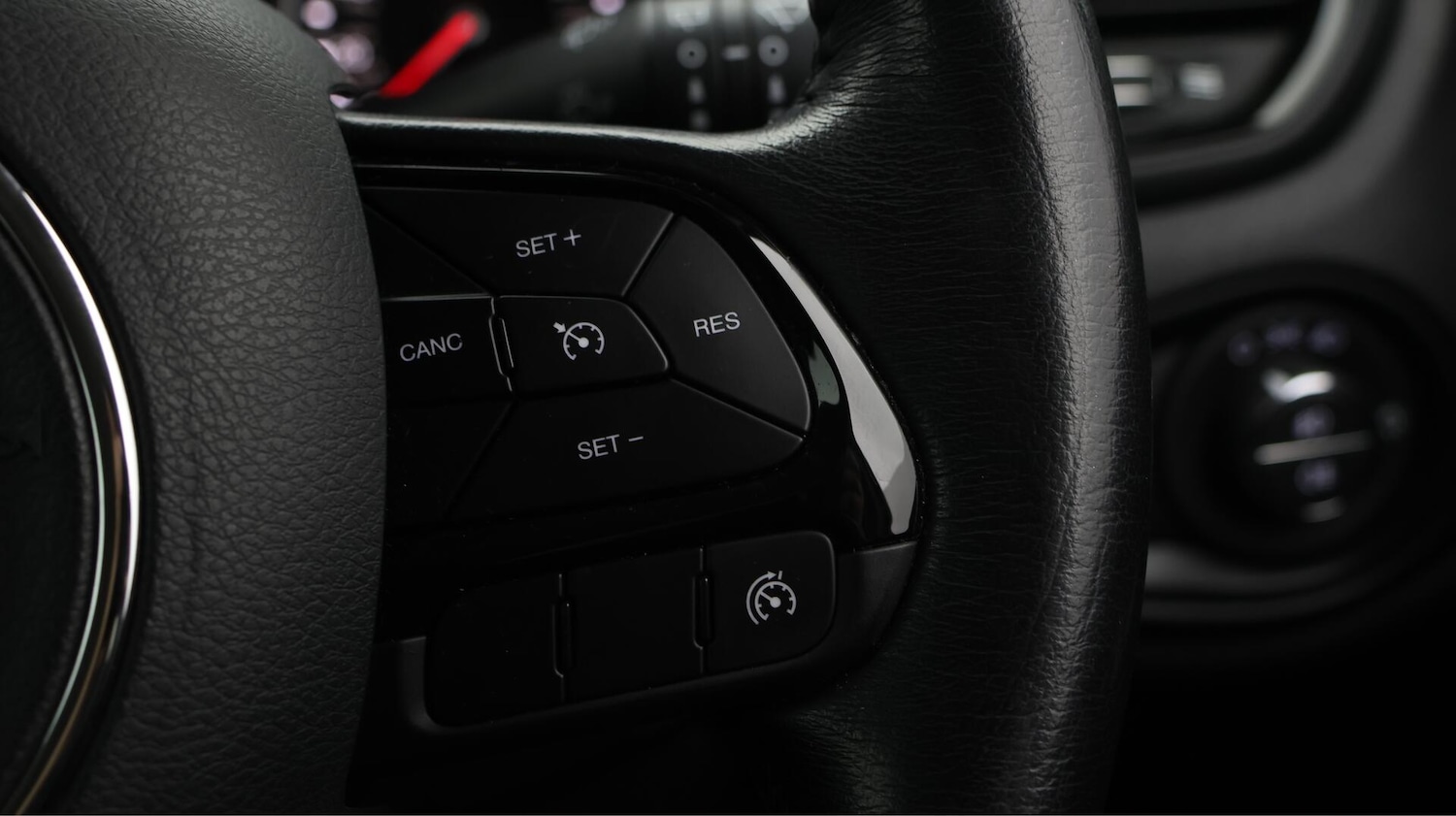 Used Jeep Renegade 2020 for sale - 76108404: Photo 24