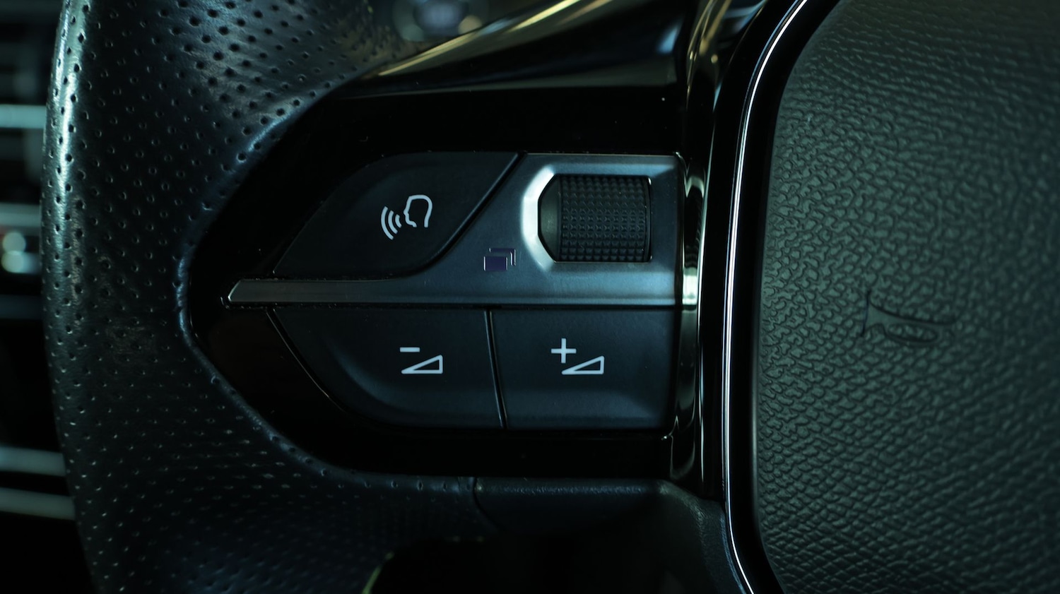 Used Peugeot 2008 2022 for sale - 78071064: Photo 22