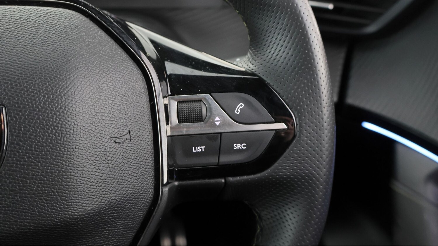 Used Peugeot 2008 2024 for sale - 78106578: Photo 22