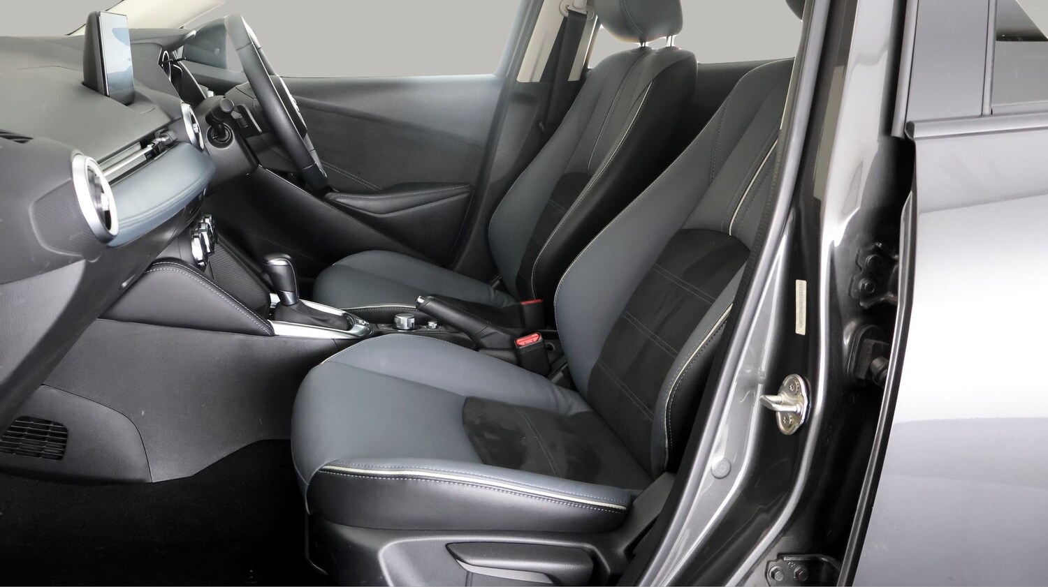 Used Mazda Mazda2 2022 for sale - 77501946: Photo 13