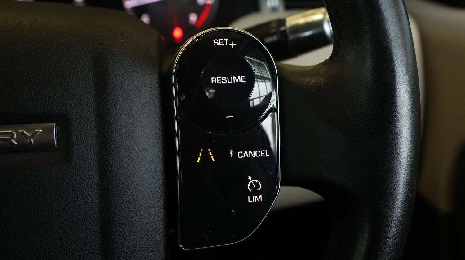 Used Land Rover Discovery Sport for sale - 76498428: Photo 24