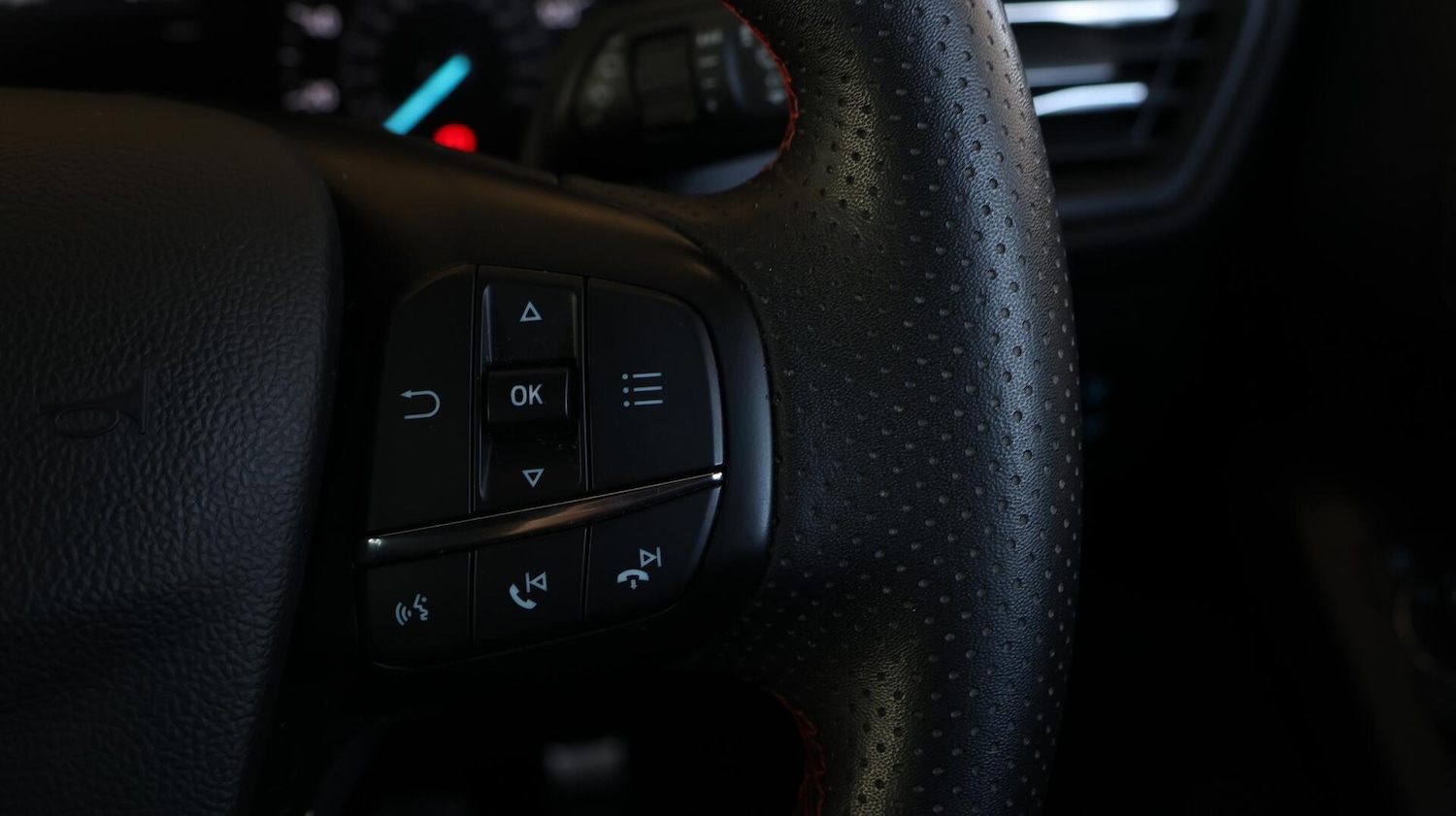 Used Ford Focus 2021 for sale - 76658910: Photo 23