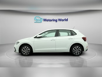Used Volkswagen Polo 2024 for sale - 77135997: Photo