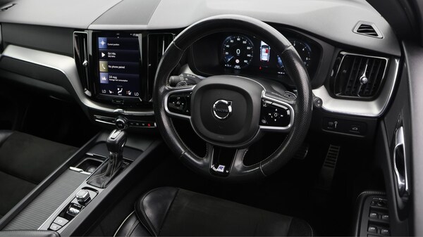 Used Volvo XC60 2017 for sale - 76239413: Photo 10