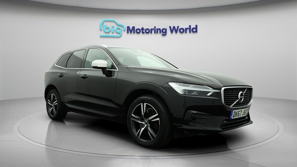 Used Volvo XC60 2017 for sale - 76239413: Photo 2