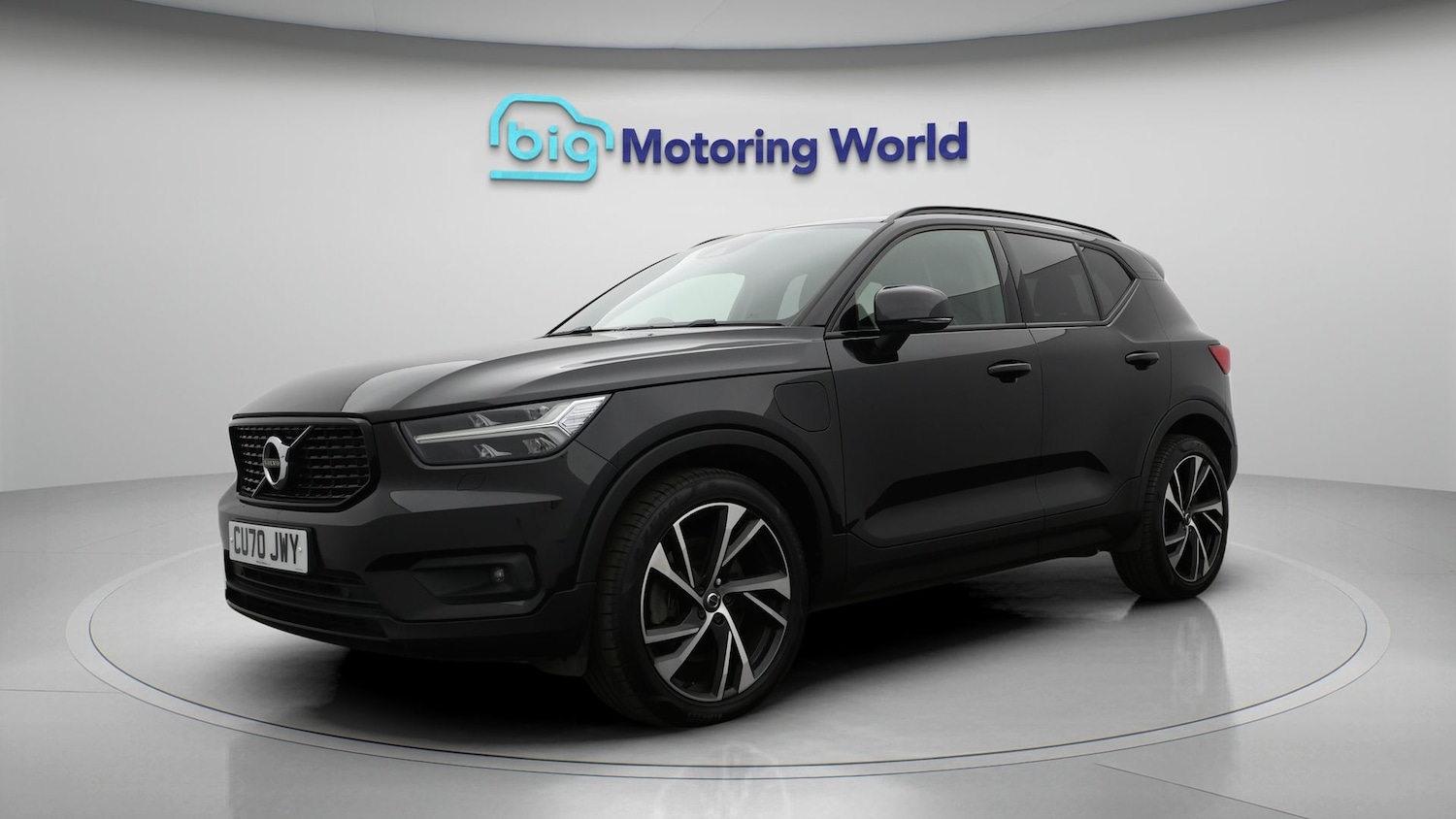 Used Volvo XC40 for sale - 77825364: Photo 3