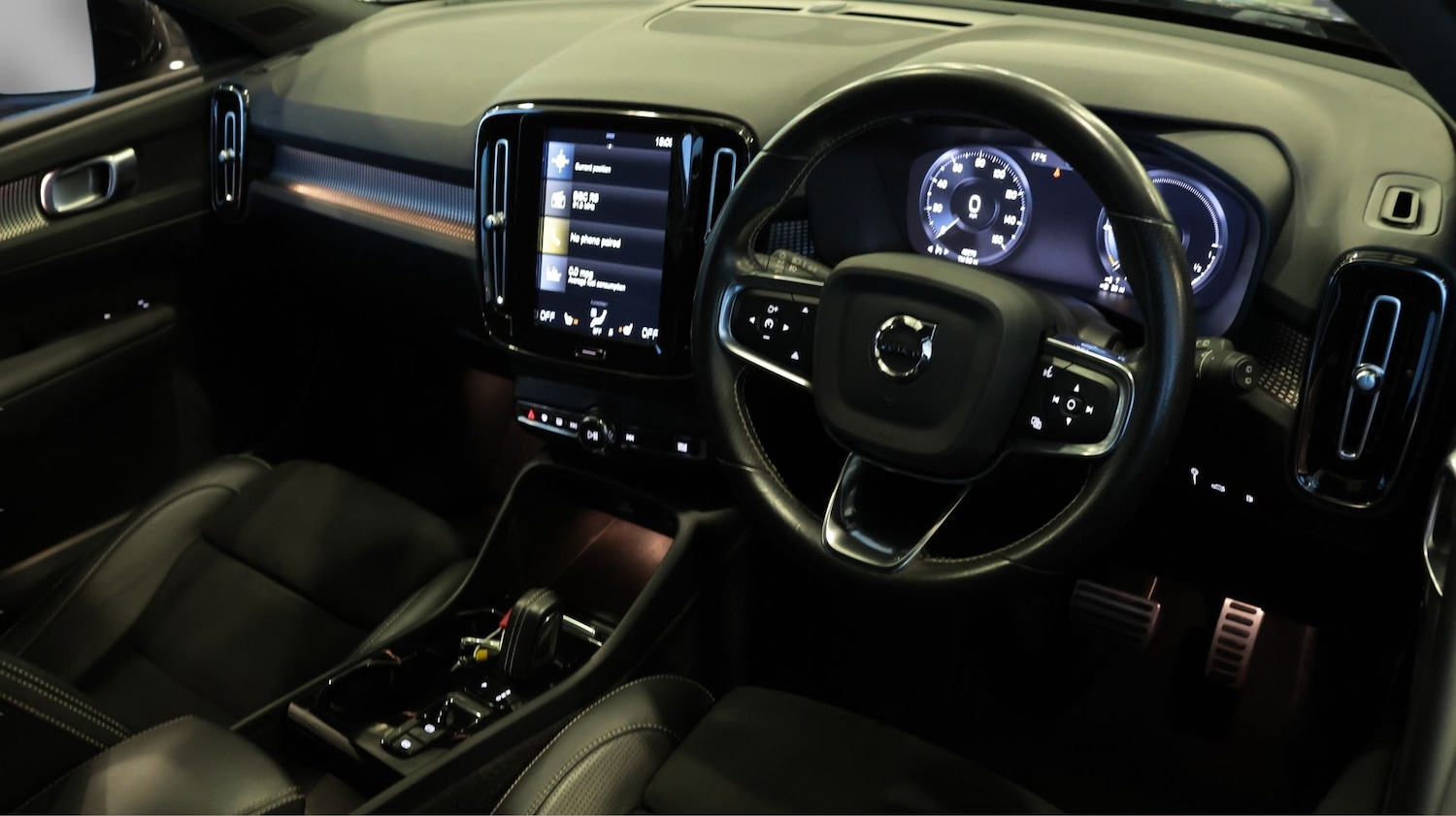 Used Volvo XC40 for sale - 77825364: Photo 9