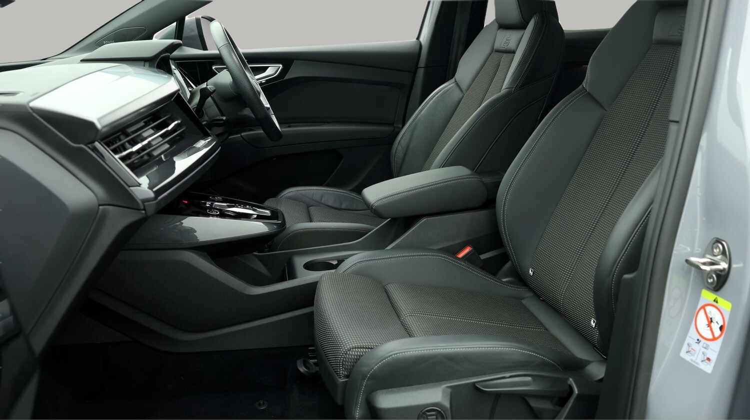 Used Audi Q4 e-tron 2023 for sale - 77523467: Photo 14