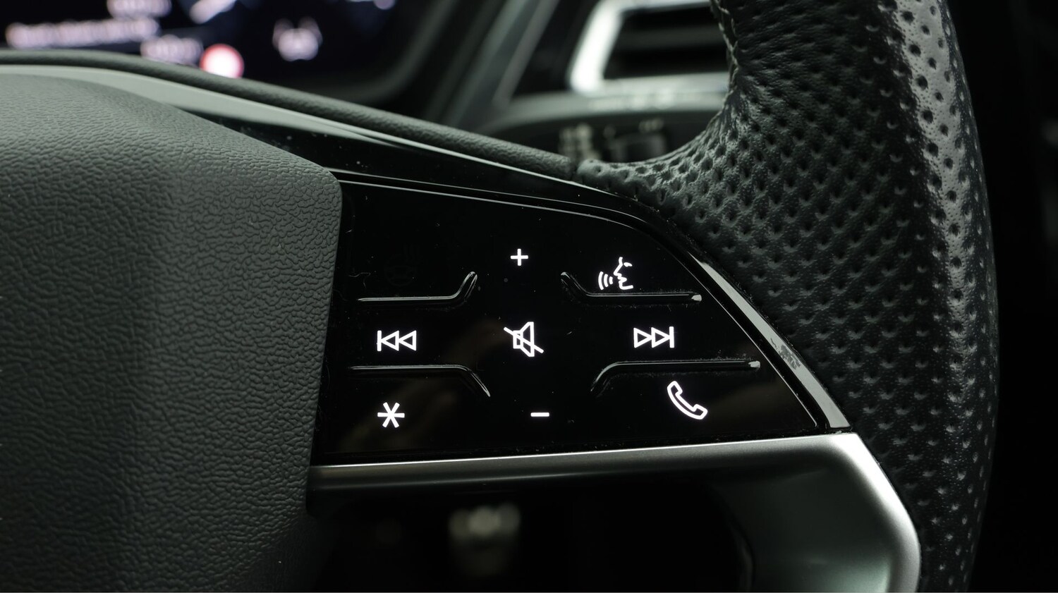 Used Audi Q4 e-tron 2023 for sale - 77523467: Photo 25