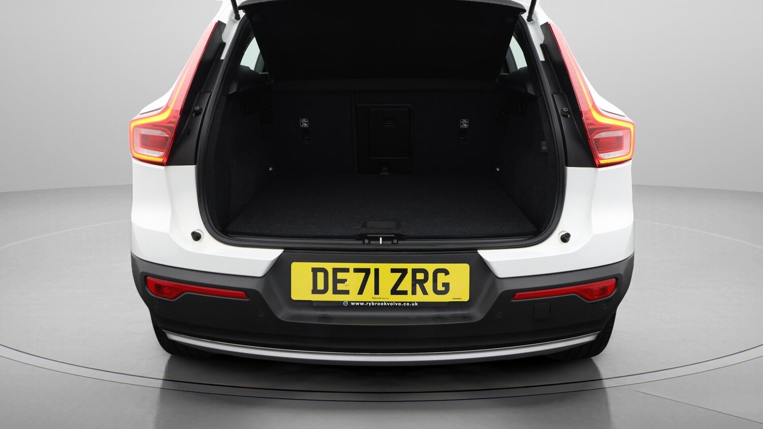 Used Volvo XC40 for sale - 76728762: Photo 18