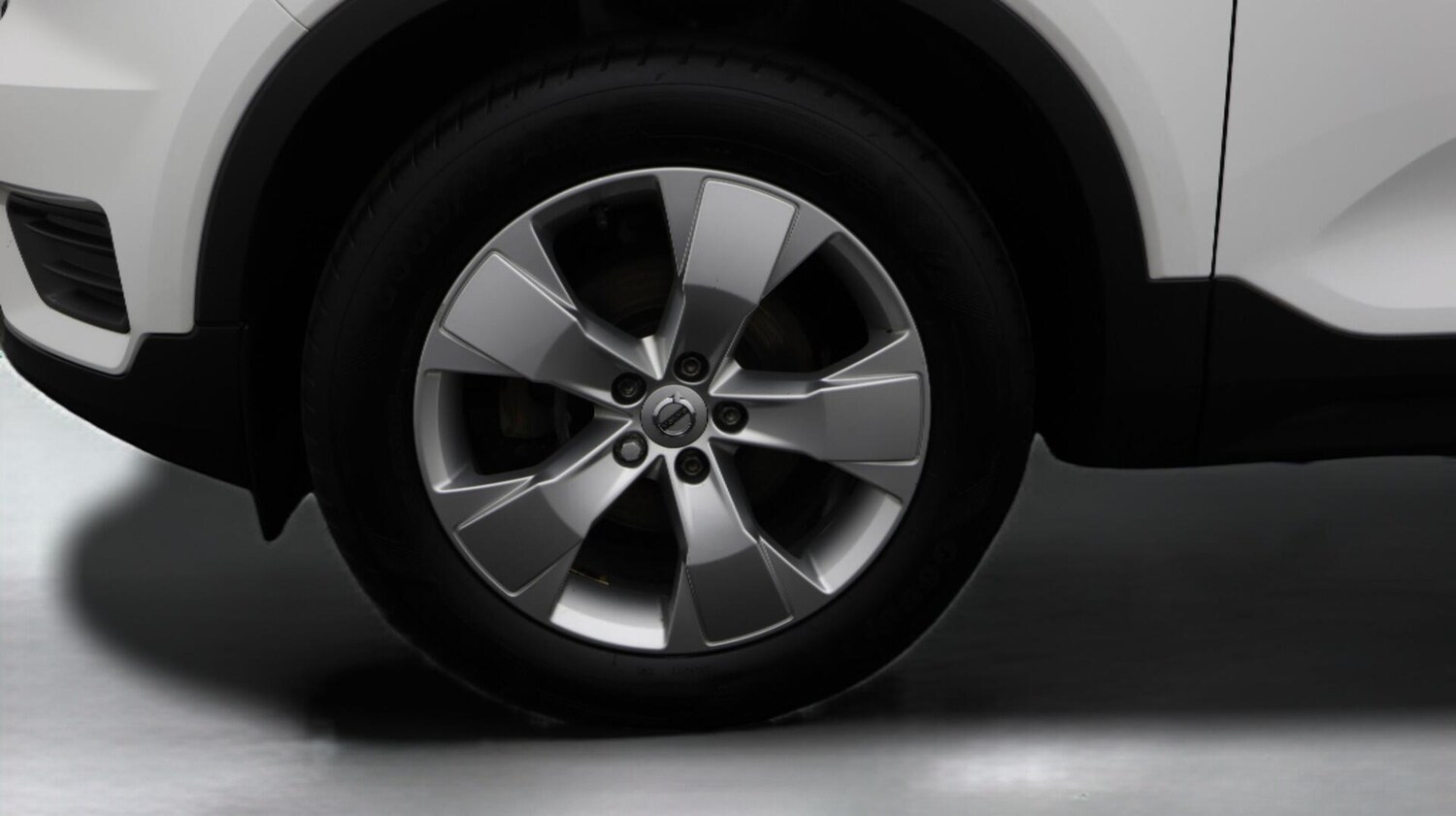 Used Volvo XC40 for sale - 76728762: Photo 19