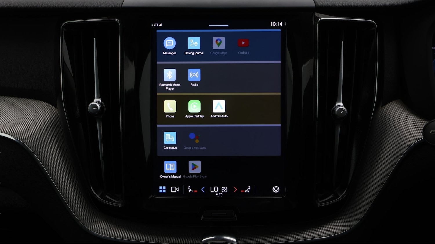 Used Volvo XC60 2023 for sale - 77341114: Photo 11