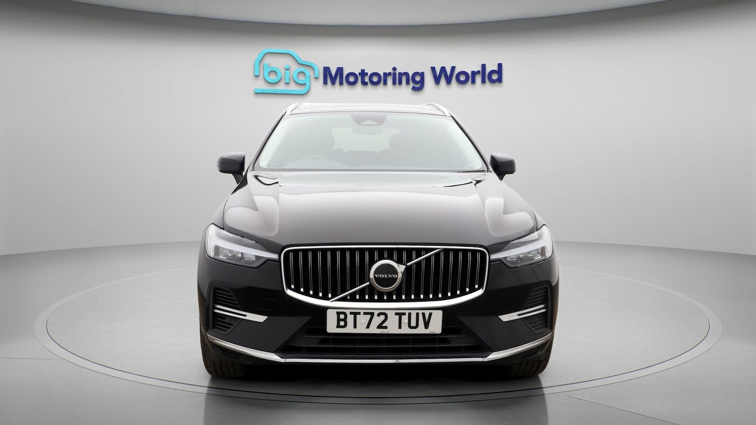 Used Volvo XC60 2023 for sale - 77341114: Photo 2