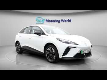 2023 (23) - 64kWh SE Long Range Hatchback 5dr Electric Auto (203 ps)