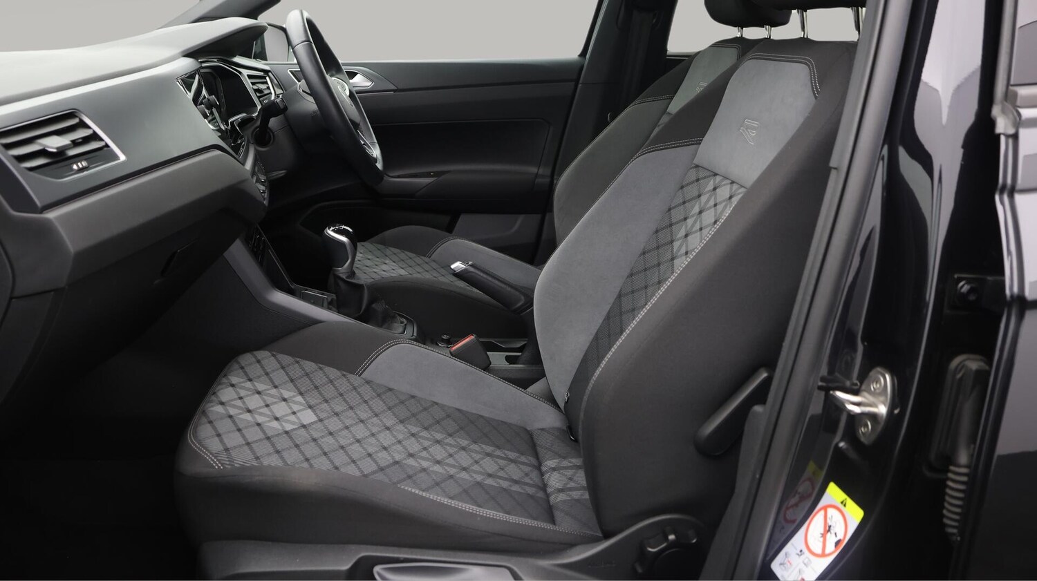 Used Volkswagen Polo for sale - 76473736: Photo 15