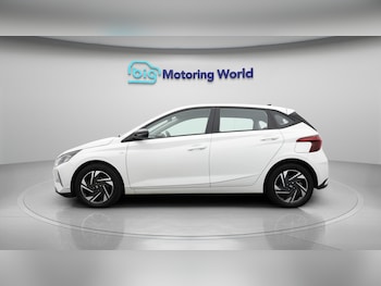 Used Hyundai i20 2022 for sale - 76381314: Photo