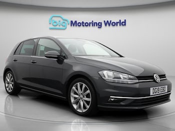 Used Volkswagen Golf 2019 for sale - 75707789: Photo