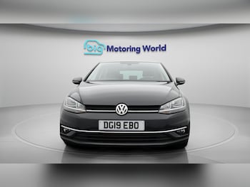 Used Volkswagen Golf 2019 for sale - 75707789: Photo