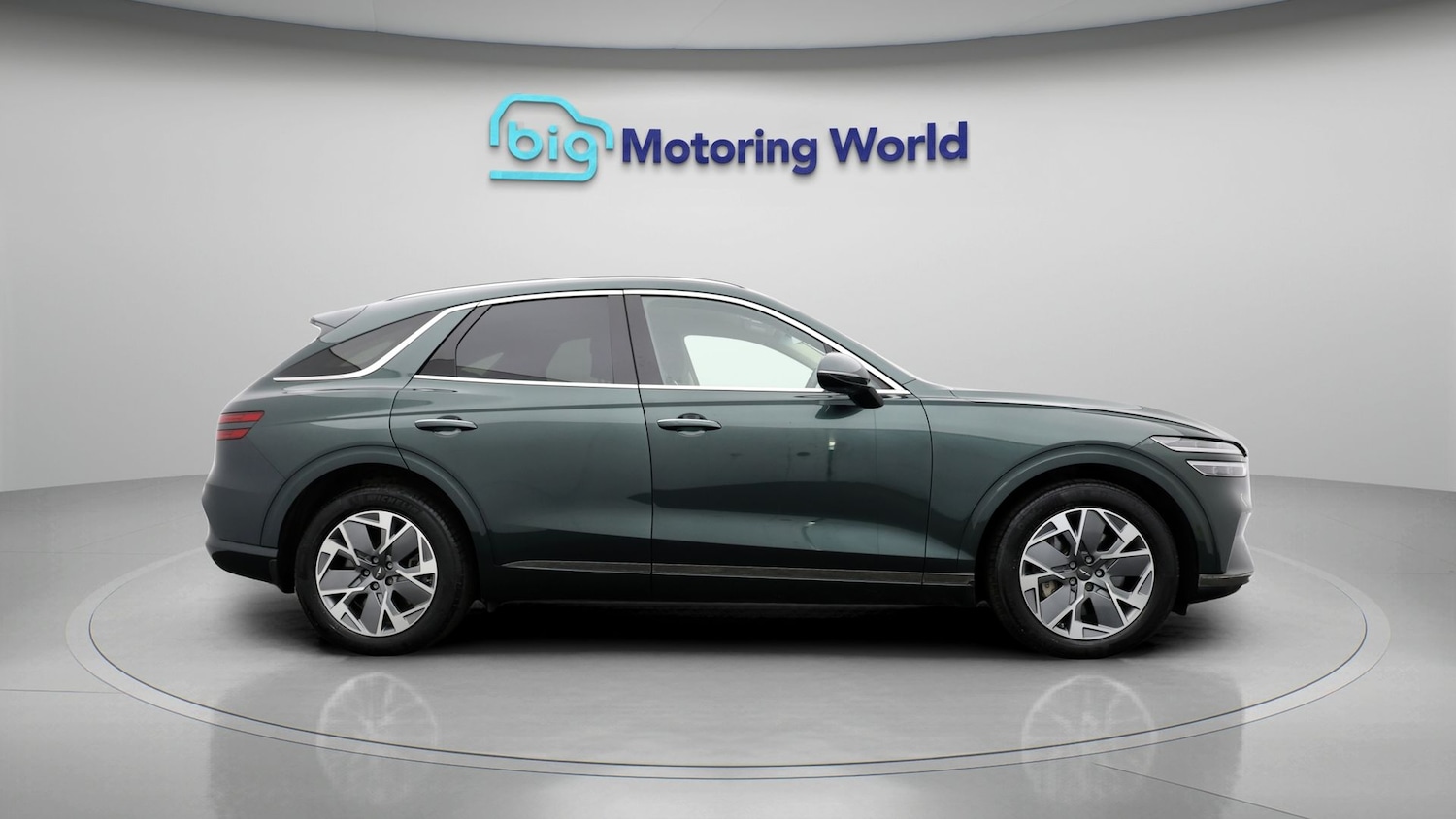 Used Genesis GV70 2023 for sale - 77229199: Photo 8