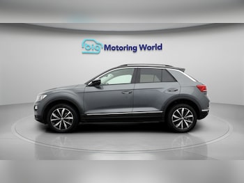 Used Volkswagen T-Roc 2019 for sale - 78915119: Photo