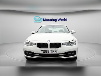 Used BMW 3 Series 2019 for sale - 76550101: Photo