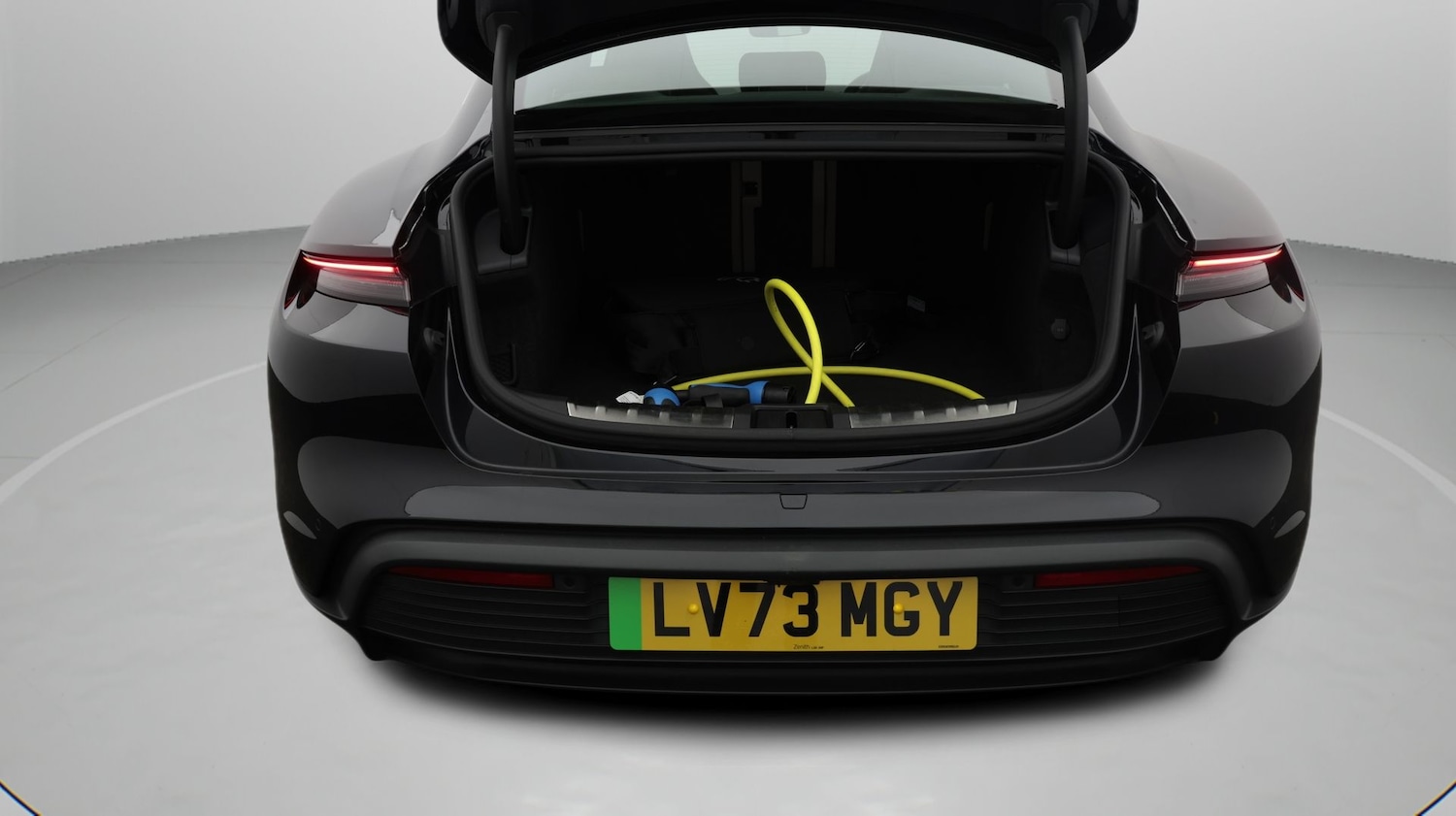 Used Porsche Taycan 2023 for sale - 77988912: Photo 17