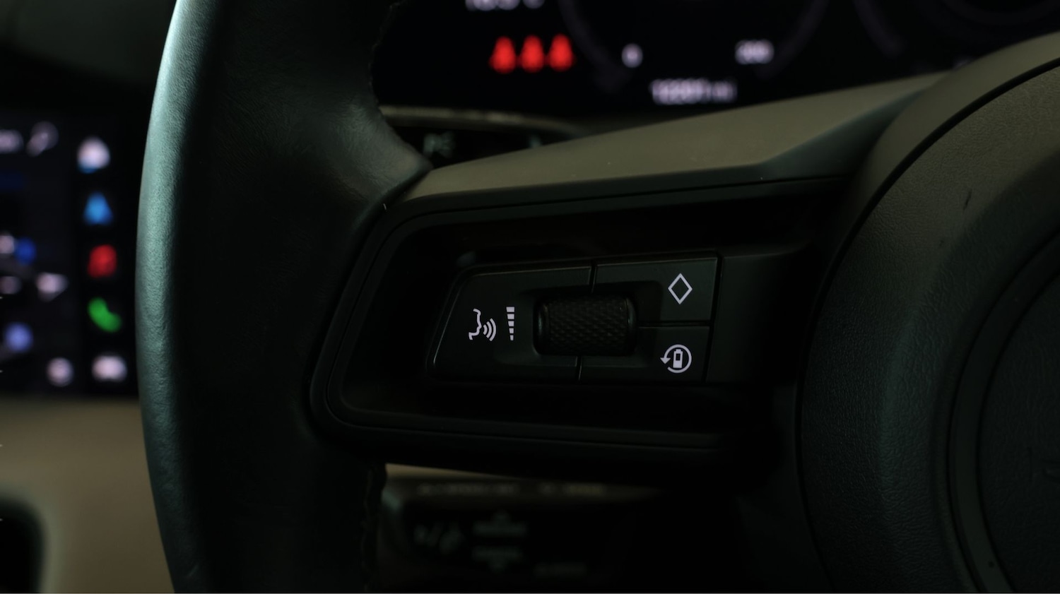 Used Porsche Taycan 2023 for sale - 77988912: Photo 21