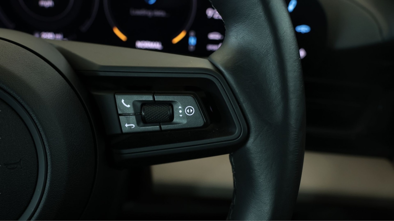 Used Porsche Taycan 2023 for sale - 77988912: Photo 23