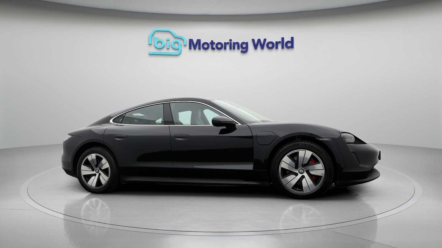 Used Porsche Taycan 2023 for sale - 77988912: Photo 8