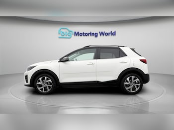 Used Kia Stonic 2023 for sale - 78509103: Photo