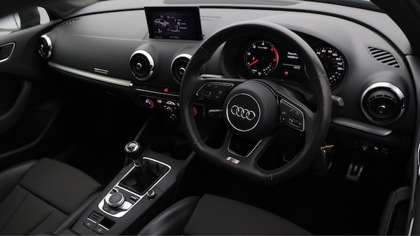 Used Audi A3 2018 for sale - 76188563: Photo 10