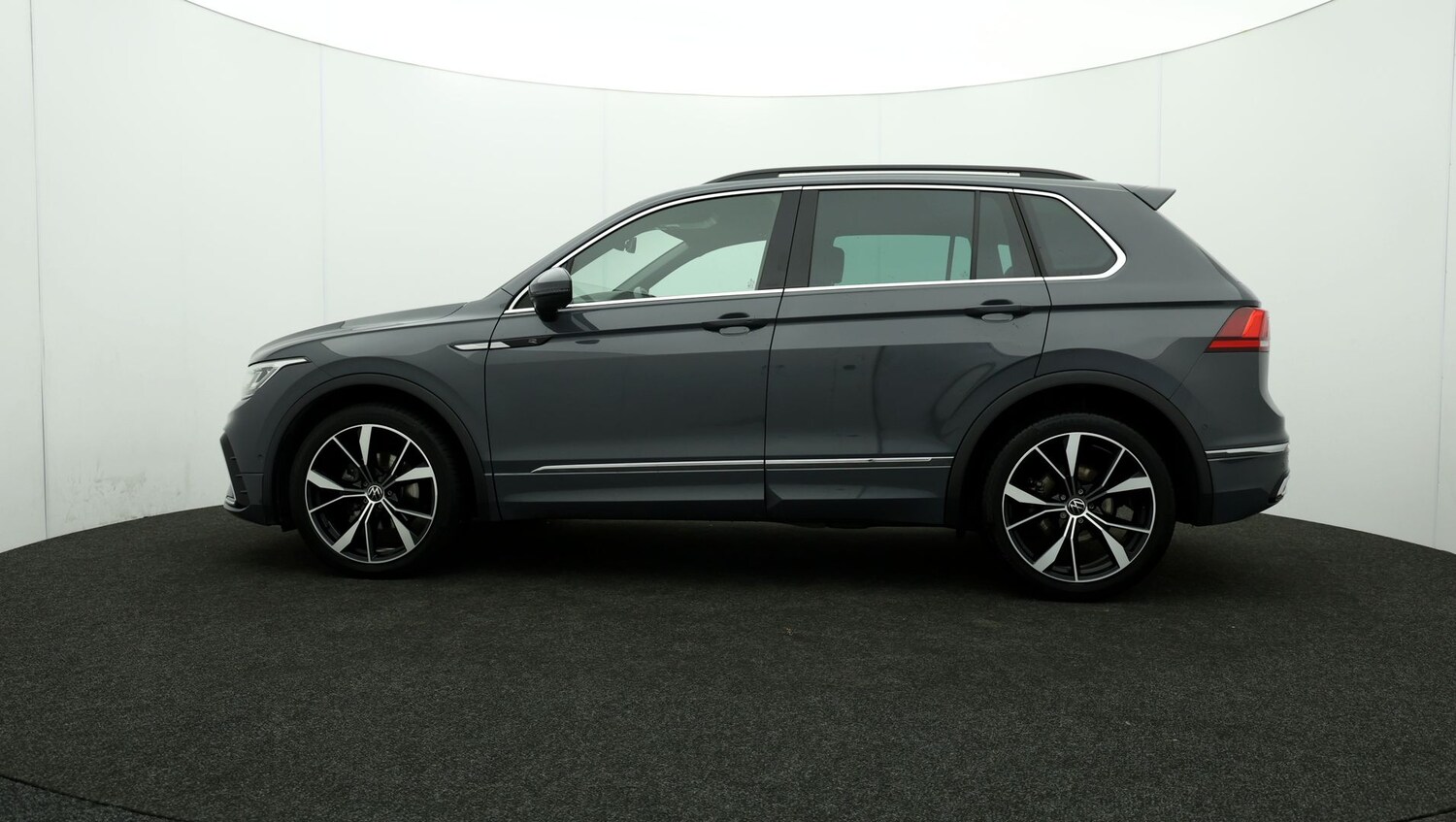 Used Volkswagen Tiguan for sale - 76810884: Photo 64
